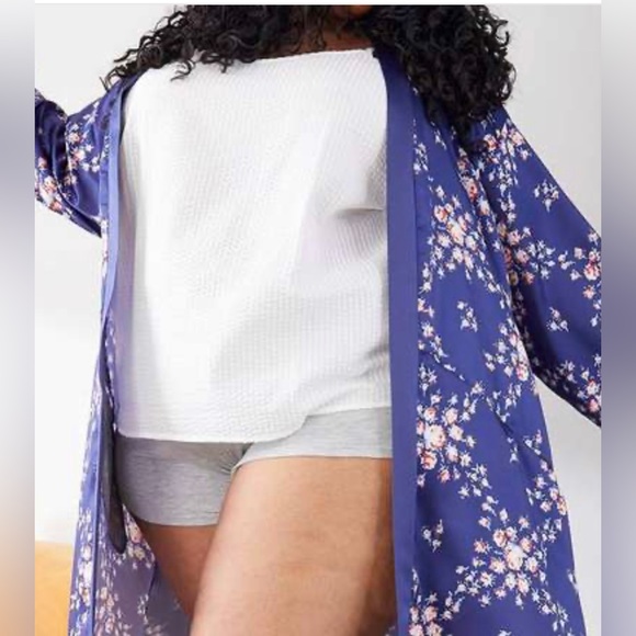Morgan Lane x FabFitFun Allie Robe in navy floral print size Plus NWT 16-28 sexy - Picture 11 of 15